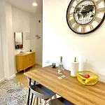 Appartamento Deluxe Townhouse By Sunkeyrents *
