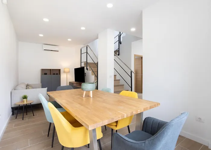 Deluxe Townhouse By Sunkeyrents شقة Alcalá la Real