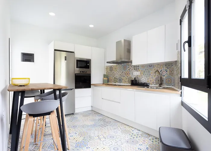 Deluxe Townhouse By Sunkeyrents