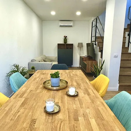 Deluxe Townhouse By Sunkeyrents شقة Alcalá la Real