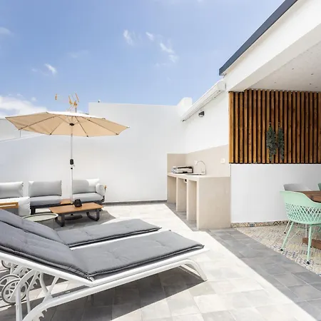 Deluxe Townhouse By Sunkeyrents 아파트 *