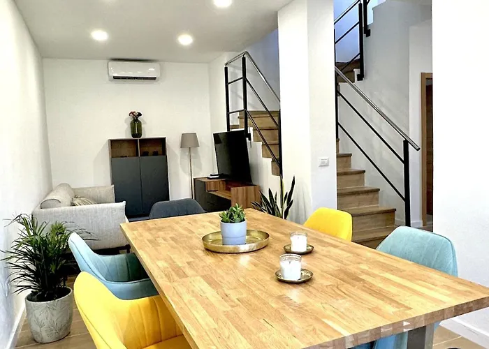 Deluxe Townhouse By Sunkeyrents Alcalá